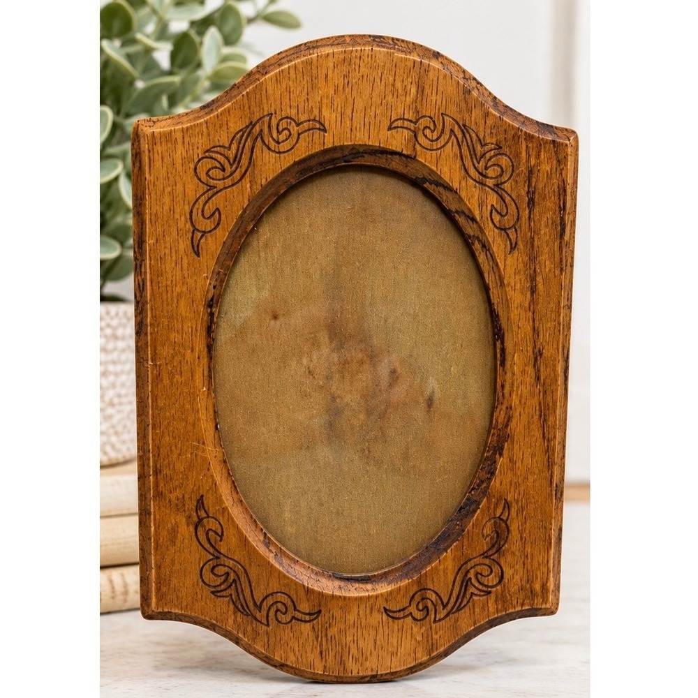 Vintage Oak Wood Oval Picture Frame Scroll Carved Easel Back Tabletop Rustic